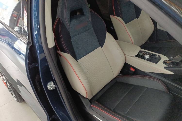 Used Lynk & Co 06 2020 1.5T YAO Halo
