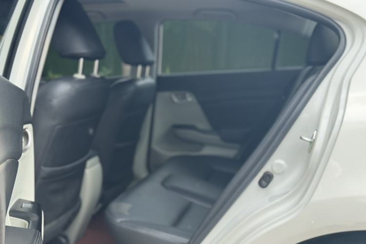 Used Honda Civic 2014 1.8L automatic comfort version
