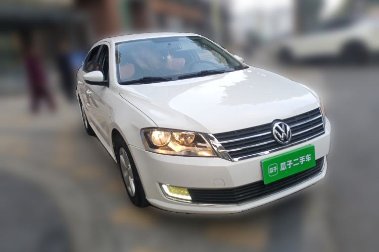 Used Volkswagen Lavida 2013 Revised Classic 1.6L Automatic Fashion Edition