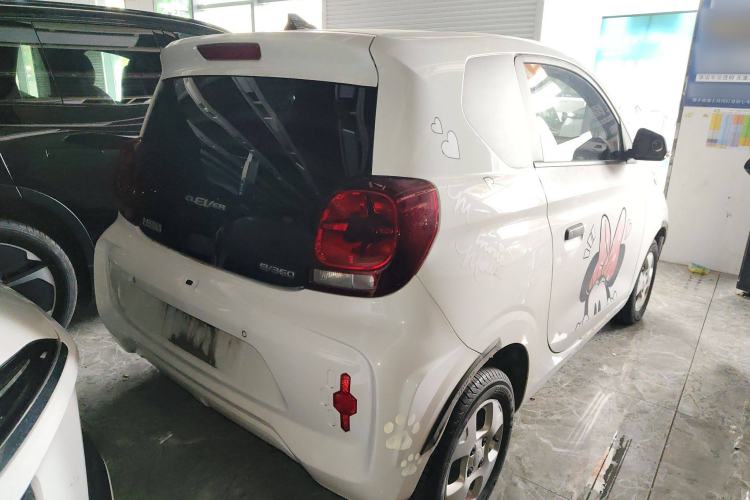 Used Roewe Clever 2021 302 km New Four-Seater Super-Efficient Version
