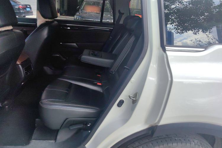 Used GAC Trumpchi GS8 2017 320T Two-Wheel Drive Luxury Smart Connectivity Version (7 Seats)
