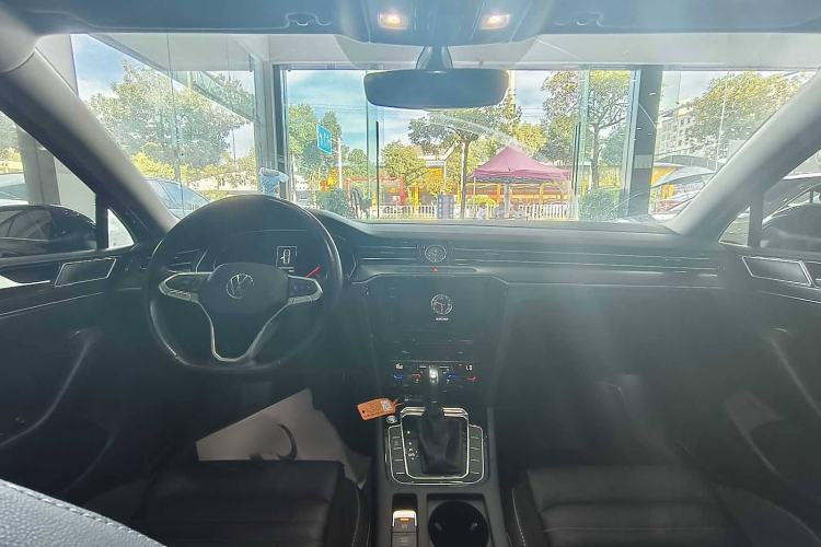 Used Volkswagen Magotan 2020 330TSI DSG Leading Model
