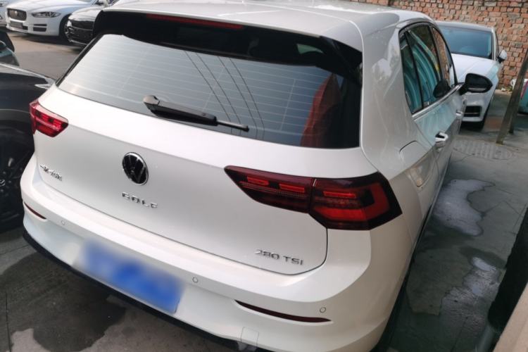 Used Volkswagen Golf 2023 Facelift 280TSI DSG R-Line Lite
