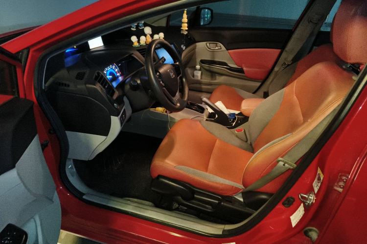 Used Honda Civic 2016 1.8L Automatic Comfort Version
