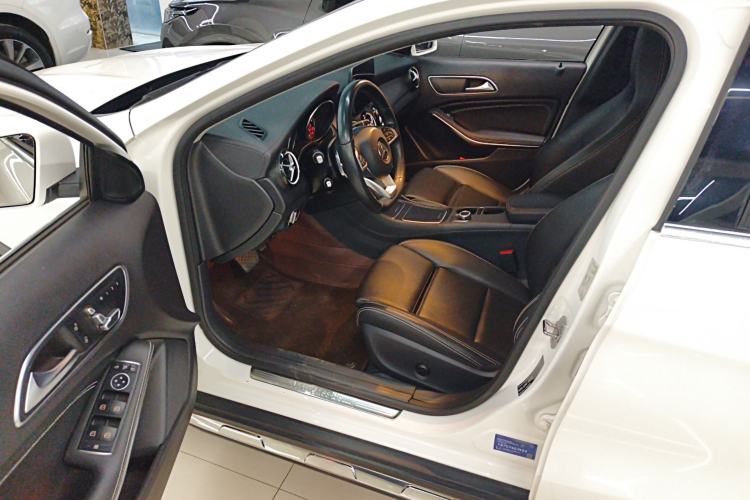 Used Mercedes-Benz GLA 2019 GLA 200 Fashion Model
