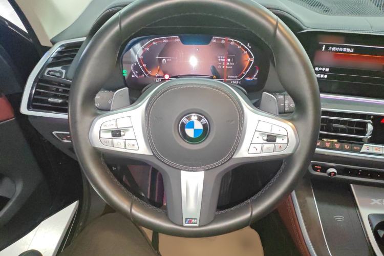 Used BMW X5 2022 Restyled xDrive 30Li Luxury Version M Sport Package
