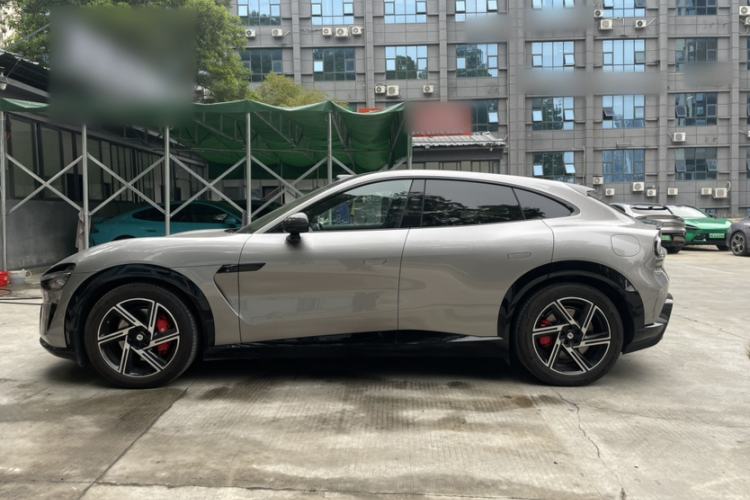 Used  YU7 2025 Ultra-Long Range High-Performance All-Wheel-Drive Max Edition
