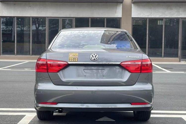 Used Volkswagen Lavida 2013 Restyled Classic 1.6L Automatic Comfort Edition
