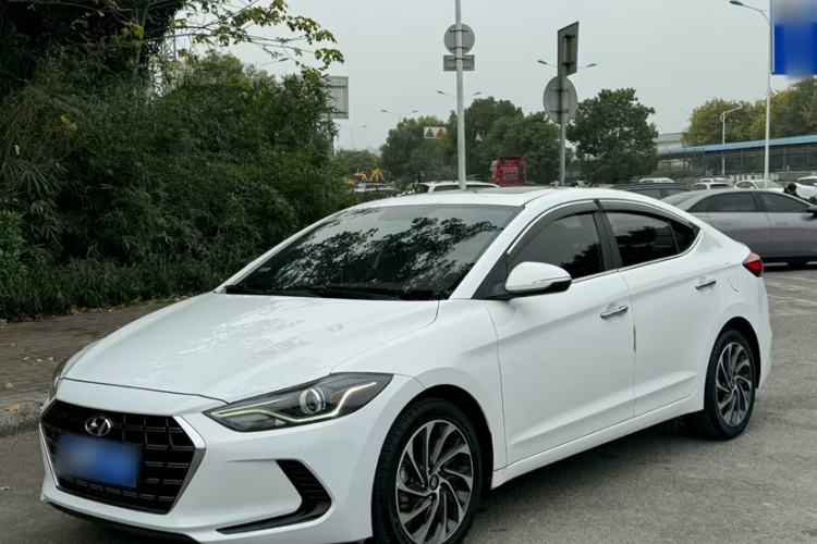 Used Hyundai Elantra 2020 1.4T Dual-Clutch Xuan Dong · Dynamic Version