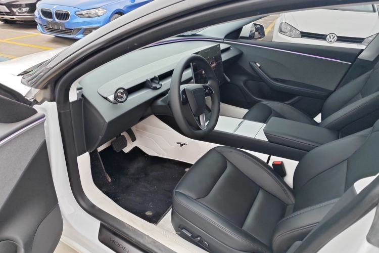 Used Tesla Model 3 2023 Rear-Wheel-Drive Version
