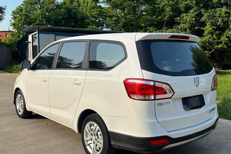 Used Baojun 730 2016 1.5L Manual Value Edition 7 Seats China V Emission Standard