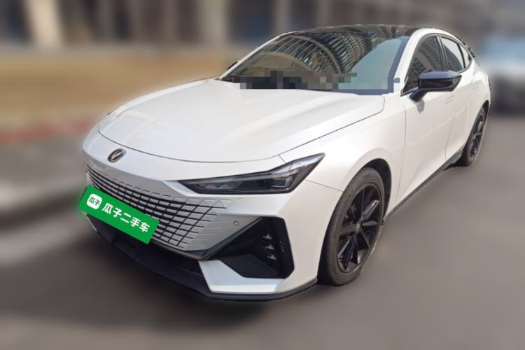 Used Changan UNI-V 2022 1.5T Prestige Version