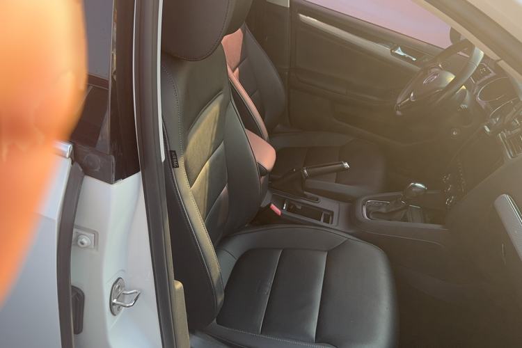 Used Volkswagen Sagitar 2015 1.6L Automatic Comfort Model