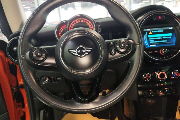 Used  MINI 2018 1.5T ONE PLUS