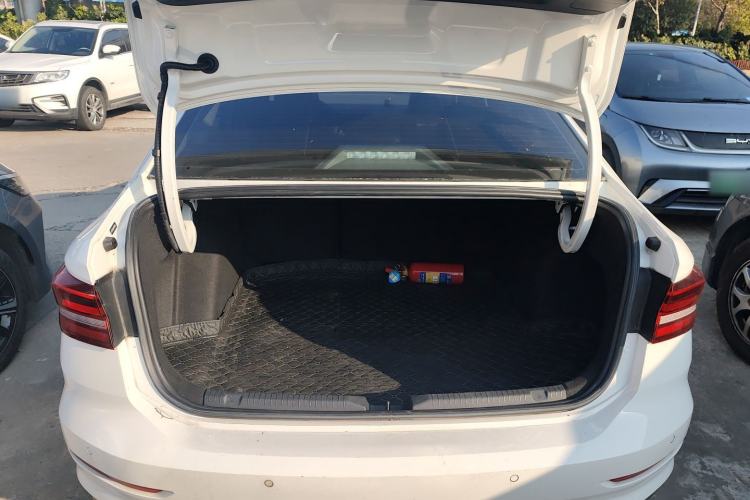 Used Volkswagen Lavida 2021 1.5L Automatic Comfort Edition