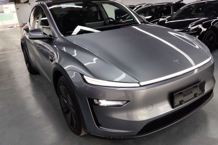 Used Tesla Model Y 2025 Rear-Wheel Drive First Edition