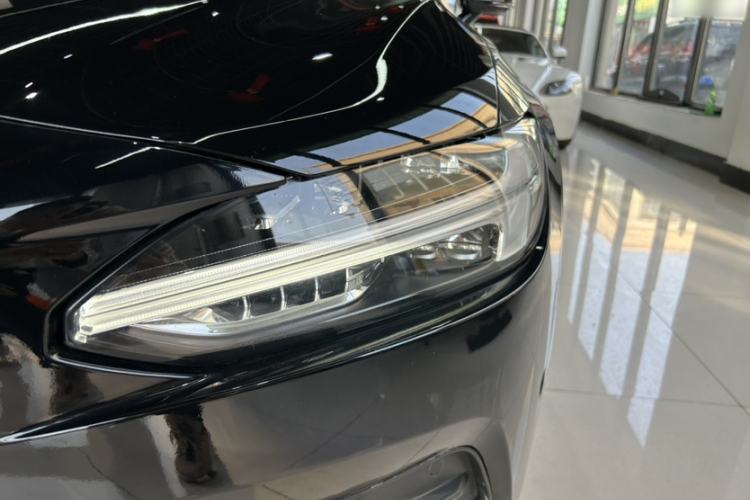 Used Volvo S90 2018 T4 Zhiyuan Edition
