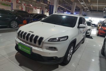Used Jeep Cherokee 2016 2.0L Superior Edition