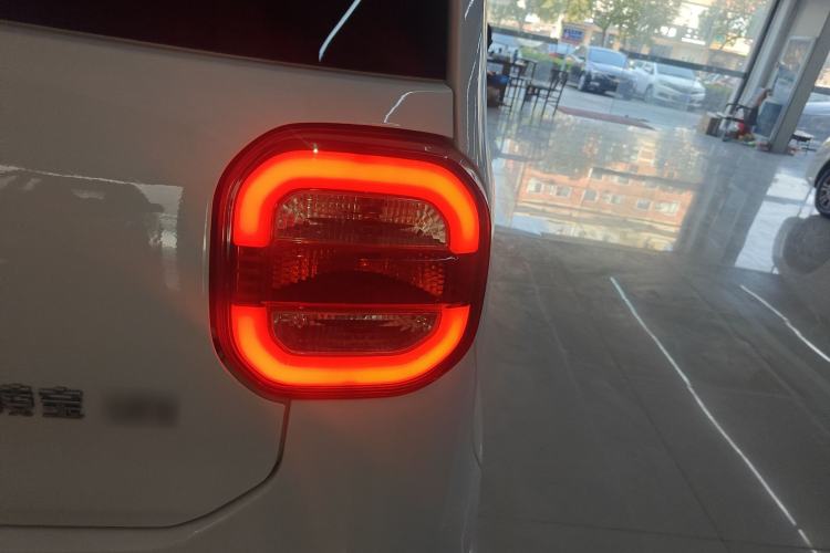 Used  uni 2022 Mildly Sweet Edition
