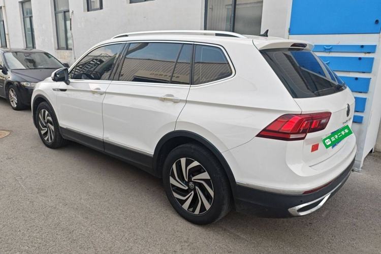 Used Volkswagen Tiguan L 2022 330TSI Automatic Two-Wheel Drive Smart Edition
