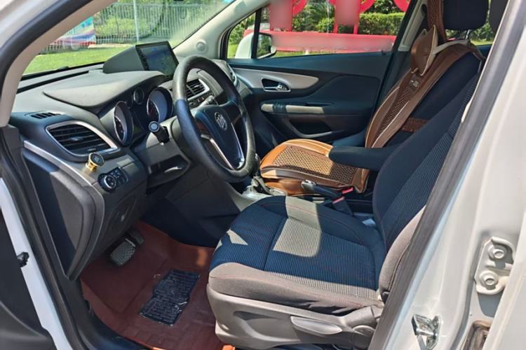 Used Buick Encore 2015 1.4T Automatic Two-Wheel Drive Urban Elite Version
