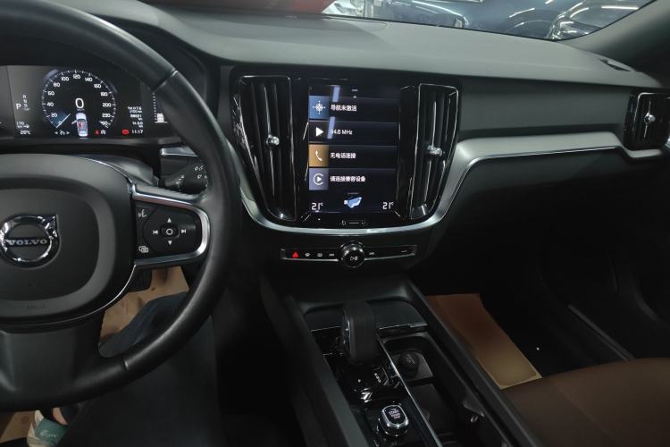 Used Volvo S60 2022 B4 Zhiyi Luxury Edition