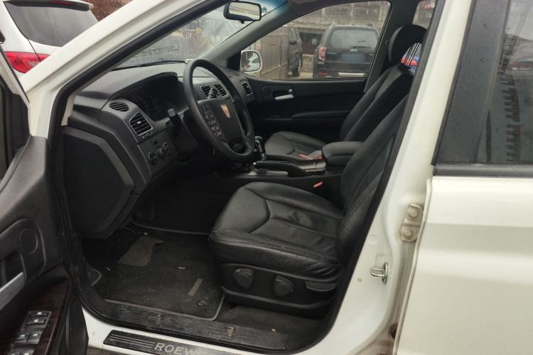 Used Roewe W5 2014 1.8T 2WD Automatic Tharu Special Edition
