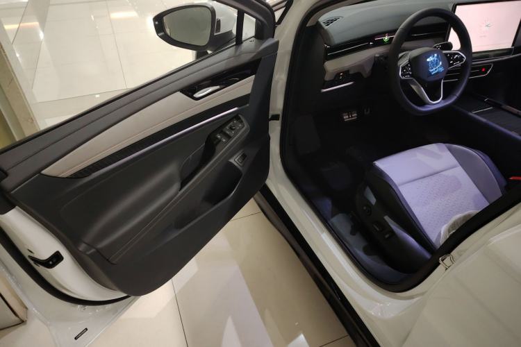 Used Volkswagen ID.7 VIZZION 2024 AIR model