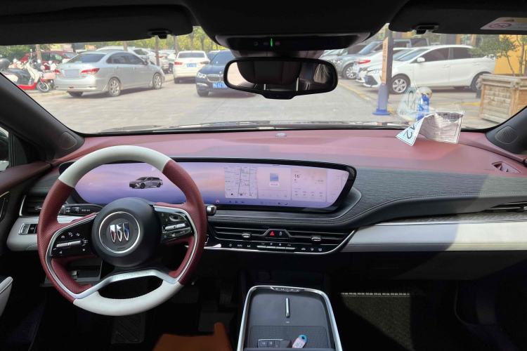 Used Buick LaCrosse 2025 28T Platinum Edition
