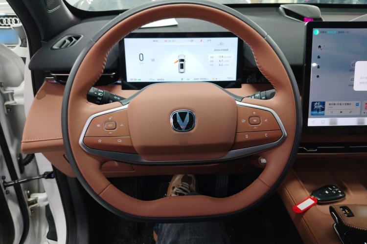 Used Changan UNI-Z New Energy 2024 Blue Whale Smart Electric iDD 125km Excellence Model
