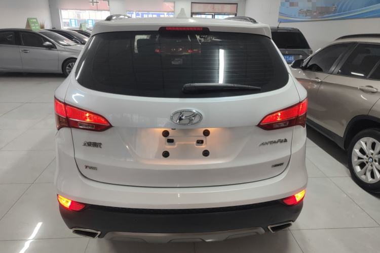 Used Hyundai Santa Fe 2015 2.0T Automatic All-Wheel Drive Smart Version 5 Seats