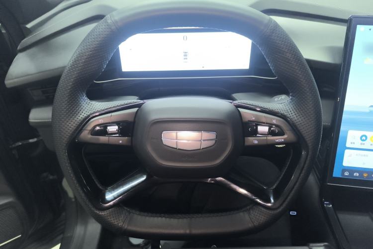 Used Geely Auto Emgrand X7 Sport 2023 Boyue COOL 1.5TD Smart Connect+
