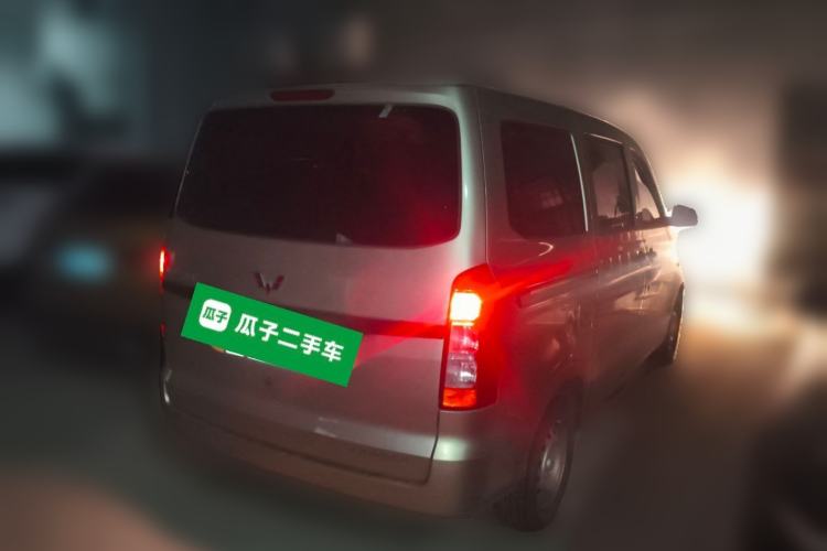 Used Wuling Hongguang V 2022 1.5L Jingqu Edition Electric-Assist LAR
