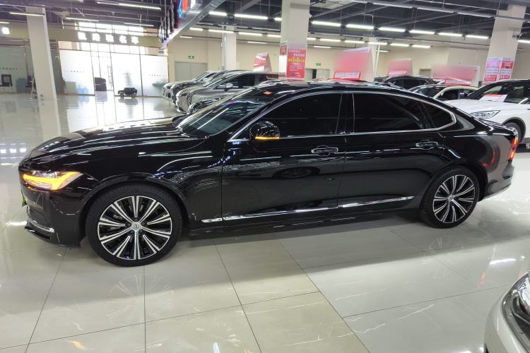 Used Volvo S90 2023 B5 Zhiyuan Luxury Edition
