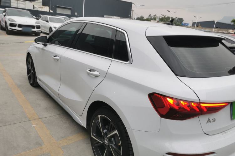 Used Audi A3 2021 Sportback 35 TFSI Fashionable Sports Model
