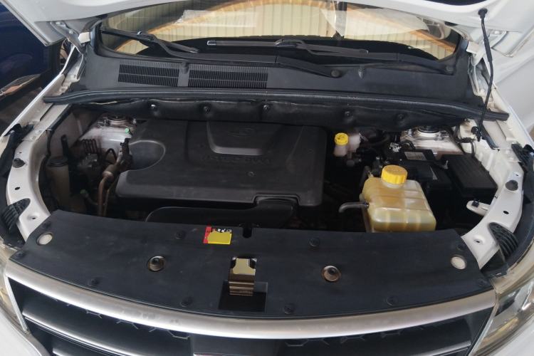 Used Baojun 730 2019 1.5L Manual Fashion Model 7-seater National V
