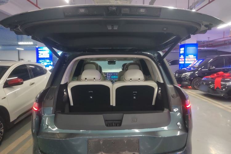 Used Lynk & Co 900 2025 2.0T Ultra
