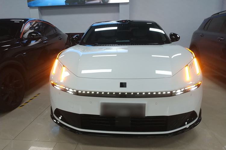 Used Lynk & Co Lynk & Co 10 EM-P 2025 Model 240 All-Wheel Drive Ultra—Sport Edition
