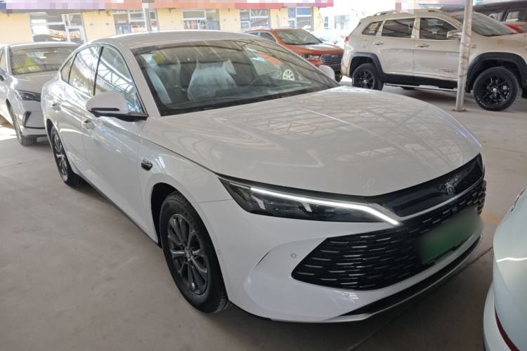 Used BYD Qin L 2025 DM-i Smart Drive 80KM Leading Model