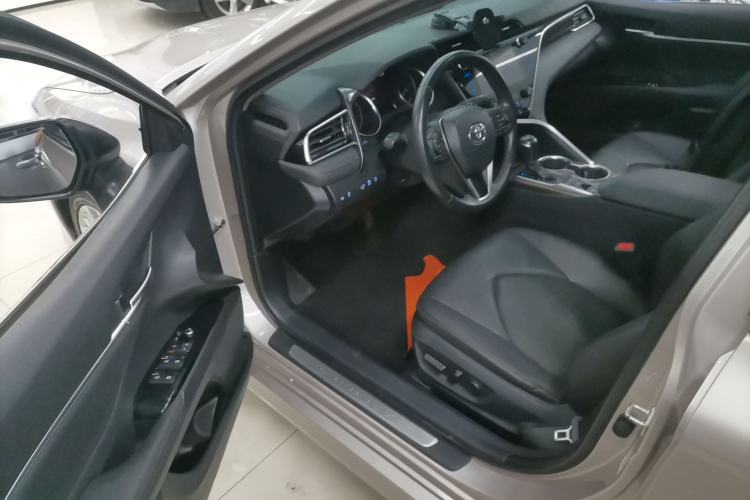 Used Toyota Camry 2019 Revised Version 2.5G Luxury Edition
