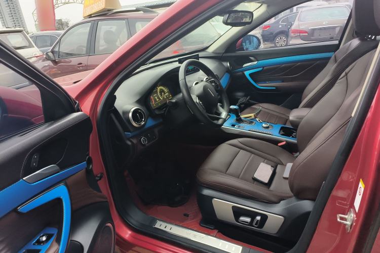 Used Wey VV7 2017 2.0T Ultra-Luxury Version
