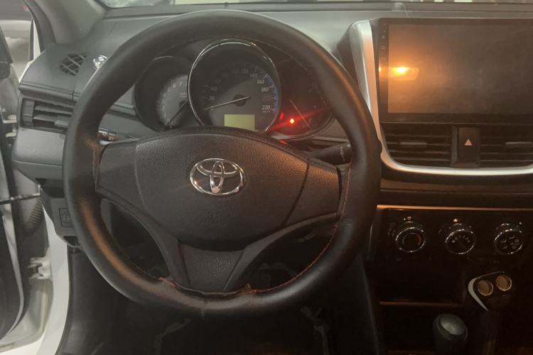 Used Toyota YARiS L 2017 1.5E CVT Dynamic Edition
