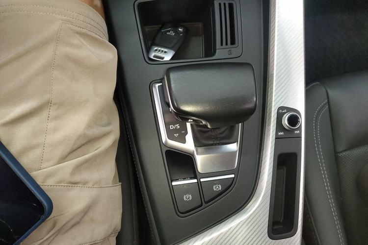 Used Audi A4L 2020 40 TFSI Fashion Dynamic Model
