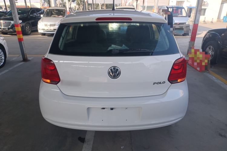 Used Volkswagen Polo 2013 1.4L Manual Fashion Edition