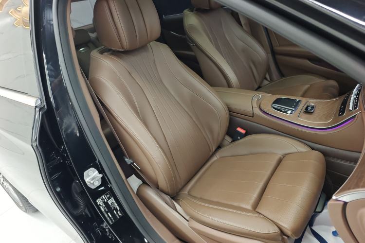 Used Mercedes-Benz E-Class 2023 Facelift E 260 L