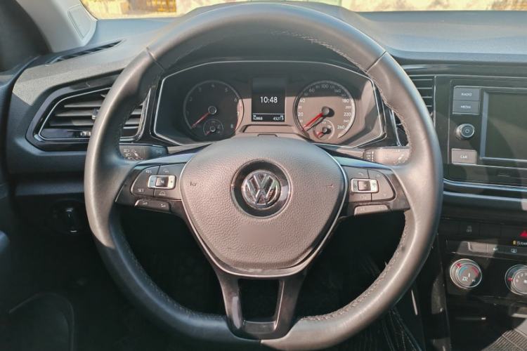 Used Volkswagen T-ROC 2018 280TSI DSG Two-Wheel-Drive Comfort Version China V Standard
