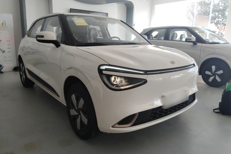 Used Dongfeng NAMMI 01 
