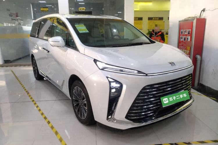 Used Buick GL8 2025 Lu Zun Deluxe Edition