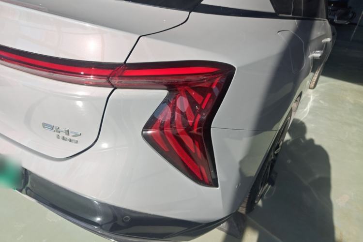 Used Hongqi EH7 2024 760 Pro+ Four-Wheel Drive Version
