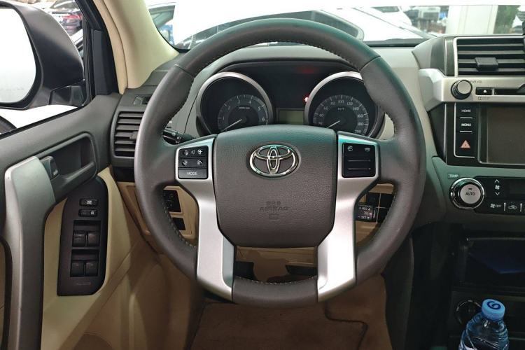 Used Toyota Prado 2015 2.7L 2700 Middle East Version